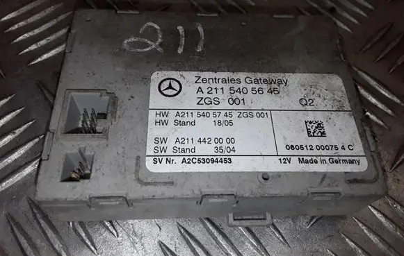 Mercedes-Benz E W211 Door central lock control unit/module A2115405645 A2114420000