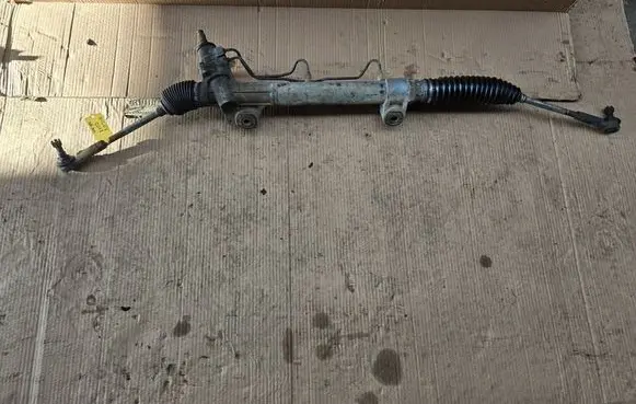 Toyota Hilux (AN120, AN130) Steering rack 