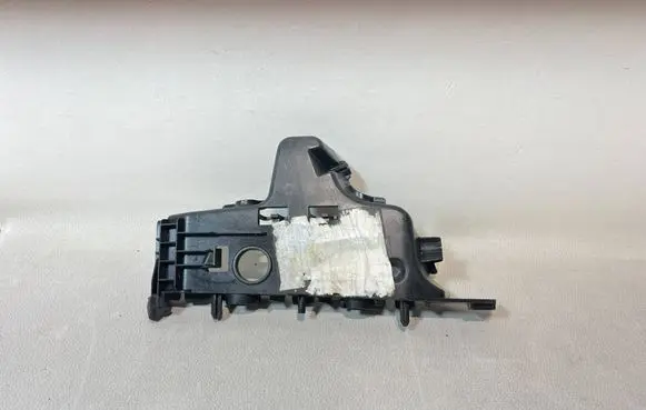 Audi A3 8Y Front bumper mounting bracket 8Y0807183