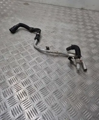 Land Rover Discovery Sport Engine coolant pipe/hose G4D318B402BB 21052019