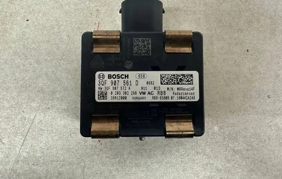Volkswagen PASSAT B8 Distronic sensor radar 3QF907561D 3QF907561 3QF.907.561.D