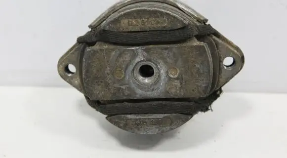Audi A4 S4 B7 8E 8H Gearbox mount 4B0399151M