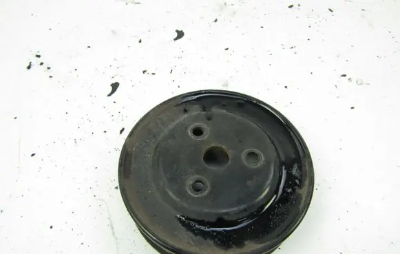 Opel Astra H Crankshaft pulley 