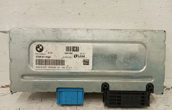 BMW 5 F10 F11 Gateway control module 9247397 110173 6135