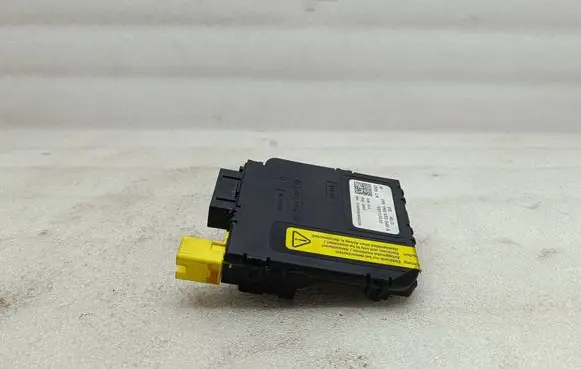 Volkswagen Golf V Steering angle sensor 1K0953549A 05113510 01020040930259
