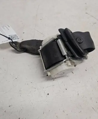 Hyundai Sonata Rear seatbelt 898204R000HZ