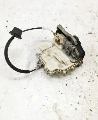 Audi A4 S4 B8 8K Rear door lock 8K0839016C 1109S