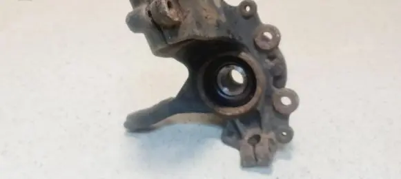 Ford Focus Front wheel hub spindle knuckle AV613K171 C1MCA61