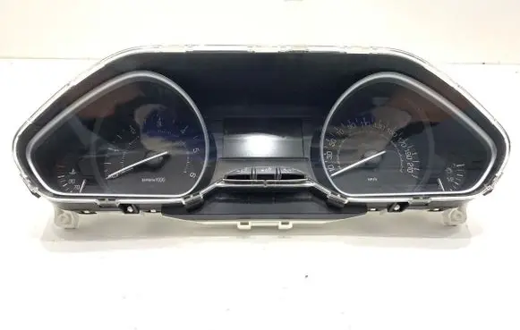 Peugeot 208 Speedometer (instrument cluster) 9813848980