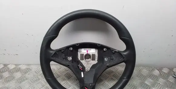 Tesla Model S Steering wheel 103677400D