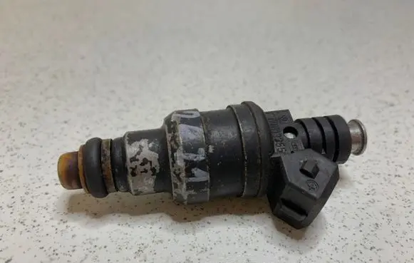 Audi A4 S4 B5 8D Fuel injector 078133551 280150921