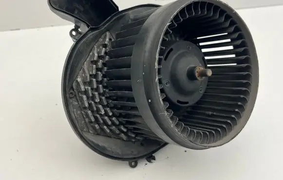Volvo V70 Heater fan/blower LHD28417