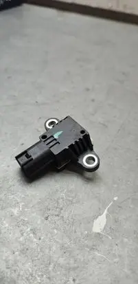 Hyundai Tucson TL Airbag deployment crash/impact sensor 624944200 95920B1050 A27E0DC1