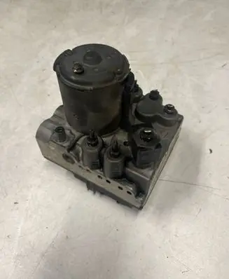 Mercedes-Benz E W210 ABS Pump 0024319712U 0265217007