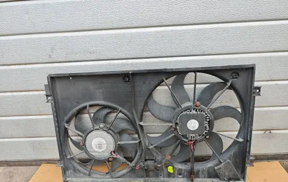 Seat Leon (1P) Fan set 1K0121207T 1K0121207