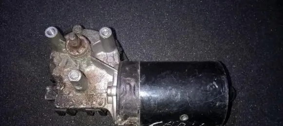 Seat Ibiza II (6k) Wiper motor 1l0955119 9390332376