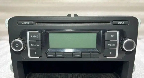 Volkswagen Golf VI Radio/CD/DVD/GPS head unit