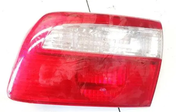 Mazda 626 Tailgate rear/tail lights p0662