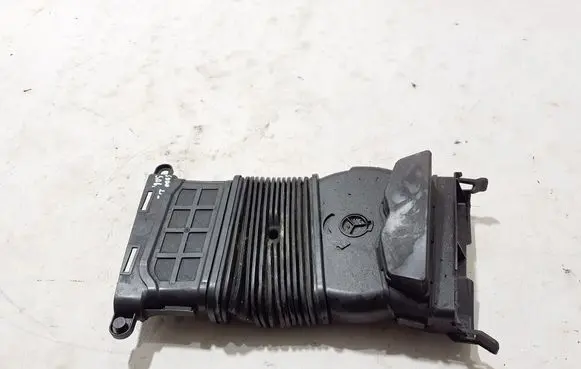 Mercedes-Benz S W223 Air intake duct part A2560940400