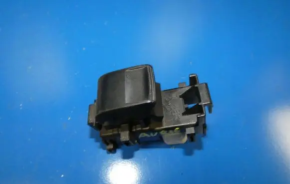 Toyota Auris E180 Electric window control switch