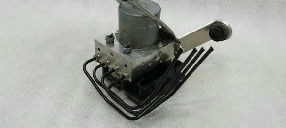 Porsche Cayman 987 ABS Pump 98735575505