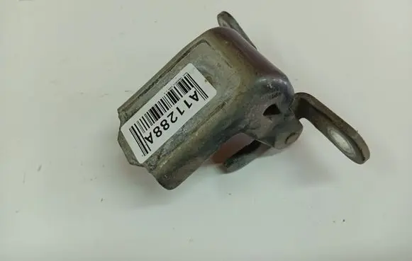 Opel Insignia A Front door upper hinge A046574
