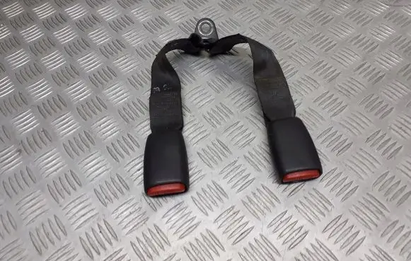 Chrysler 300M Front seatbelt buckle M232022