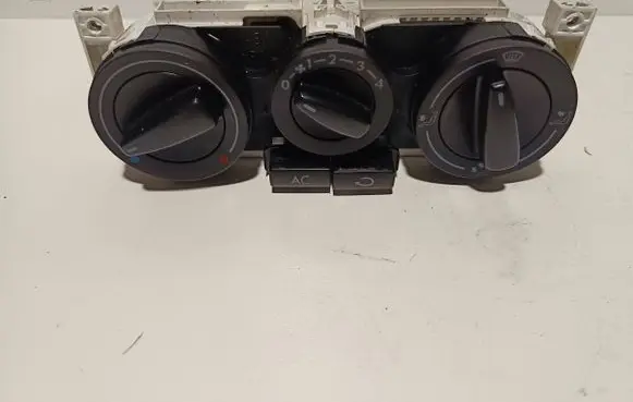 Volkswagen Golf IV Climate control unit 1J0820045F 657837L05 901511210000