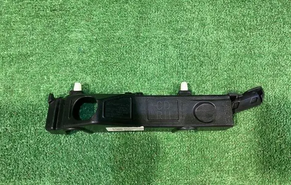 KIA Ceed Front bumper mounting bracket 86514-J7000