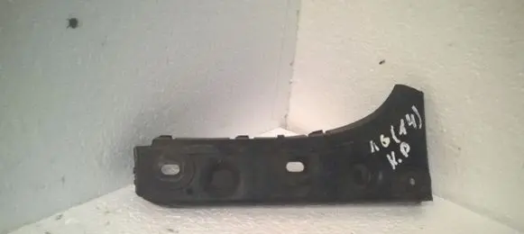 Audi A6 S6 C5 4B Front bumper mounting bracket 4B0807283B