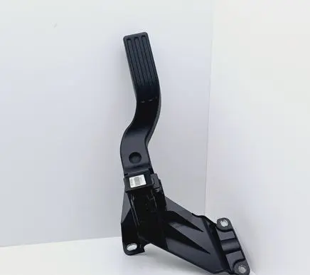 Ford Mondeo Mk III Accelerator throttle pedal 2S719F836DA