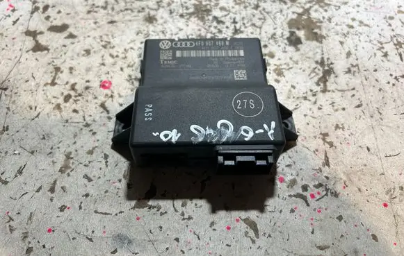 Audi A6 Allroad C6 Gateway control module 4F0907468M 4F0907468F 0L018198