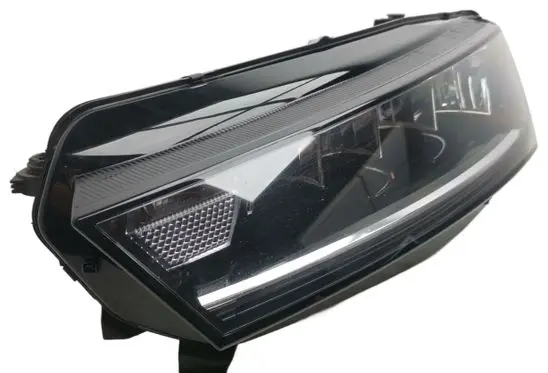Skoda Octavia Mk4 Headlight/headlamp 5E4941015