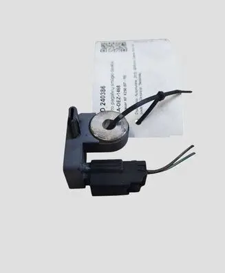 Jaguar XF X250 Airbag deployment crash/impact sensor 8X2314A686AA