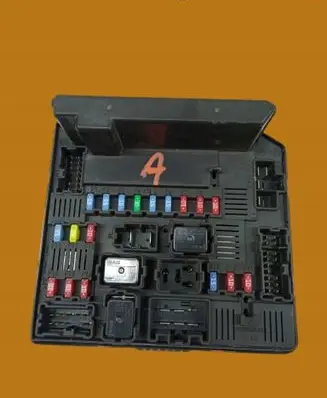 Nissan Qashqai Fuse box set 284B7JD00B