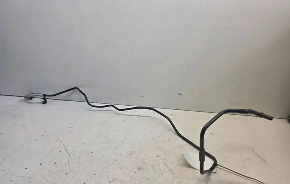 Volvo S60 Fuel line pipe 31321303