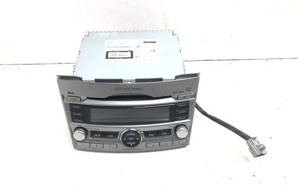 Subaru Outback Radio/CD/DVD/GPS head unit 86201aj310