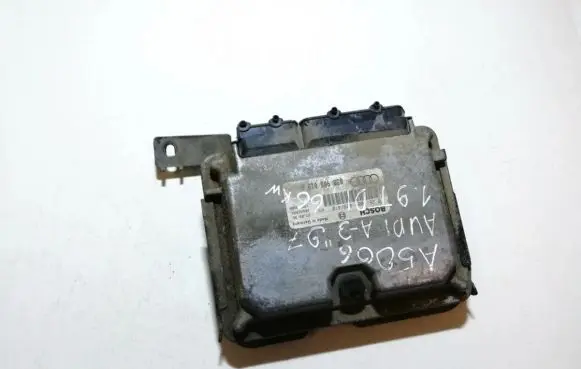 Audi A3 S3 8L Engine control unit/module 028100409 038906018a