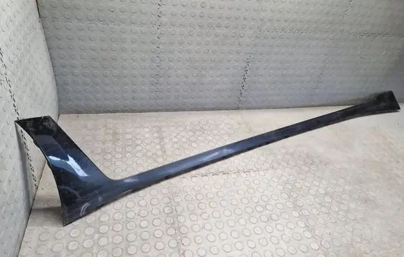 BMW i4 Sill/side skirt trim 8737085