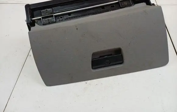 BMW 3 E90 E91 Glove box 51167075479
