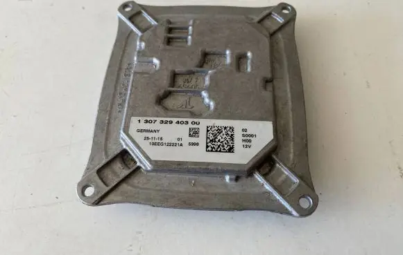 Peugeot 308 Headlight ballast module Xenon 130732940300 10EEG122221A 65605