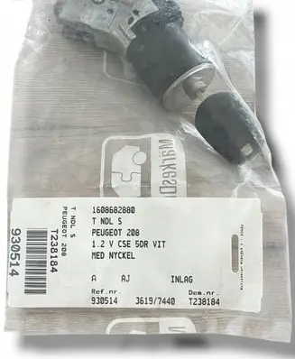 Peugeot 208 Ignition lock 9673257480