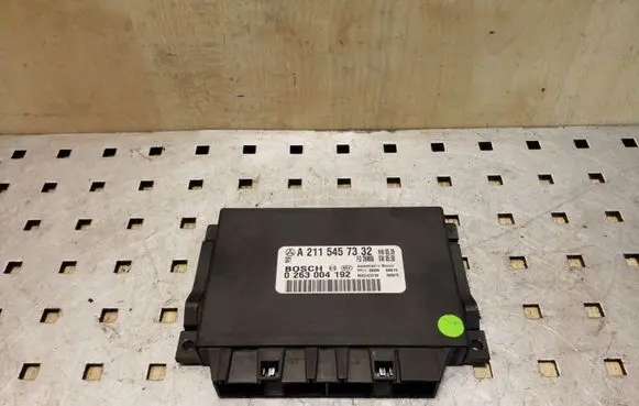 Mercedes-Benz E W211 Parking PDC control unit/module A2115457332 0263004192
