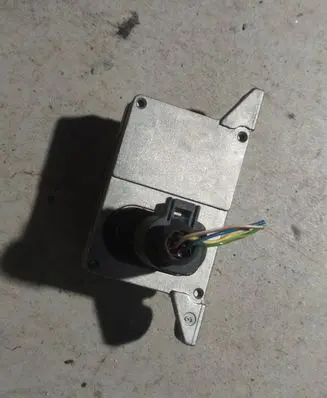 Volkswagen Golf V ESP acceleration yaw rate sensor 1K0907655B 10098503204 0904L0610W
