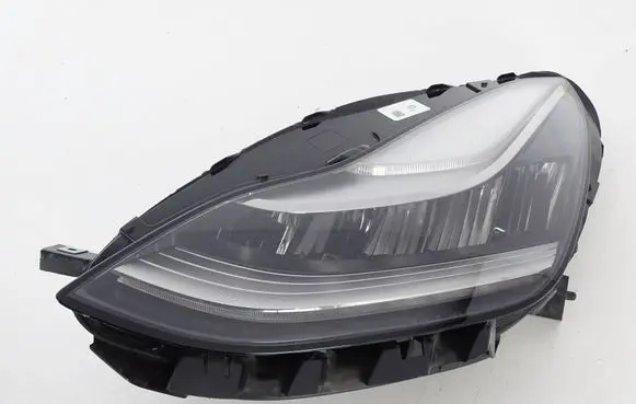 Tesla Model 3 Headlight/headlamp 10737500C