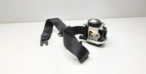 Volvo V40 Front seatbelt 31390453 P31390453