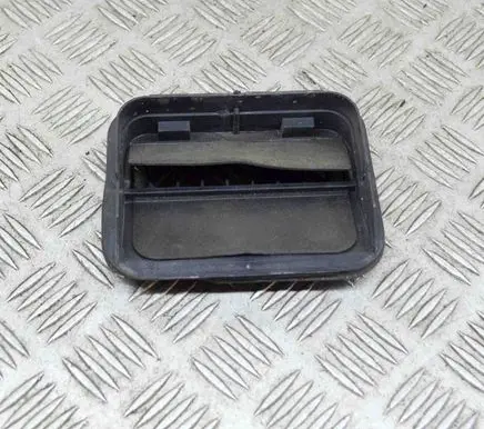 Tesla Model S Quarter panel pressure vent 2F2AB280B62AB