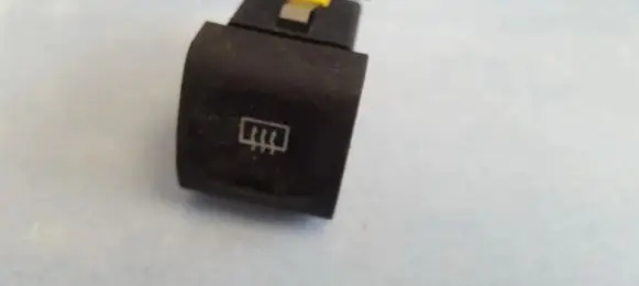 Opel Vectra B Windscreen/window heater switch 90457319