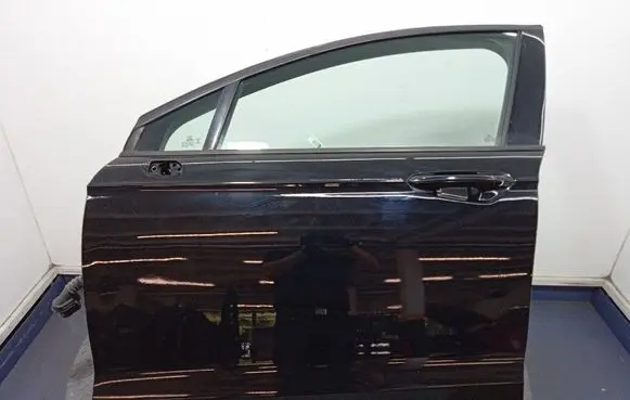 Ford Mondeo MK I Front door