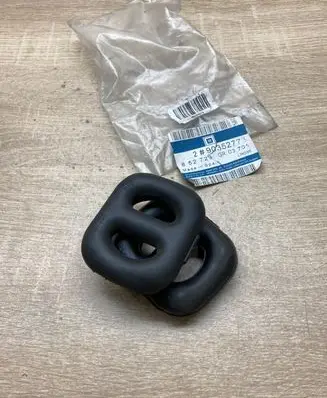 Opel Corsa B Muffler mount bracket/holder 90352773